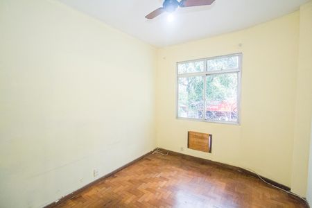 Quarto 1 de apartamento à venda com 2 quartos, 54m² em Vila Valqueire, Rio de Janeiro