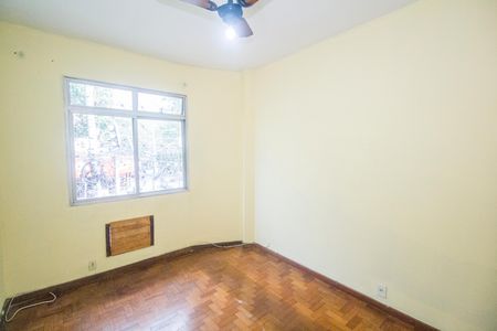 Quarto 1 de apartamento à venda com 2 quartos, 54m² em Vila Valqueire, Rio de Janeiro