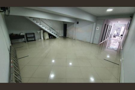 Casa para alugar com 5 quartos, 179m² em Vila Olímpia, São Paulo