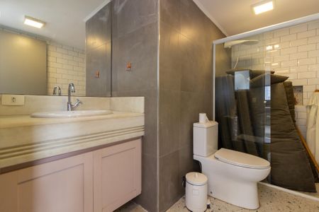 Apartamento para alugar com 157m², 2 quartos e 4 vagas Apartamento para alugar com 157m², 2 quartos e 4 vagasBanheiro do Terraço