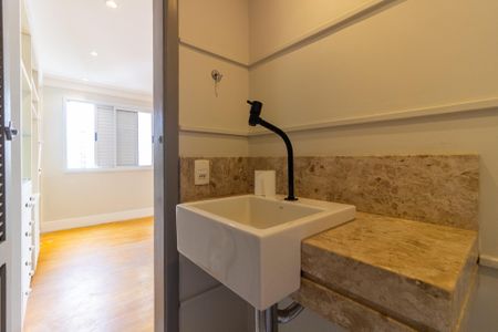 Apartamento para alugar com 157m², 2 quartos e 4 vagas Apartamento para alugar com 157m², 2 quartos e 4 vagasLavabo