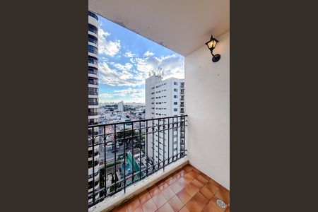 Apartamento à venda com 68m², 2 quartos e 1 vaga Apartamento à venda com 68m², 2 quartos e 1 vagaVaranda