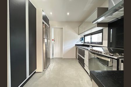Casa de condomínio para alugar com 190m², 3 quartos e 3 vagas Casa de condomínio para alugar com 190m², 3 quartos e 3 vagasCozinha
