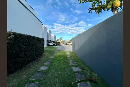 Casa de condomínio para alugar com 190m², 3 quartos e 3 vagas Casa de condomínio para alugar com 190m², 3 quartos e 3 vagasGaragem