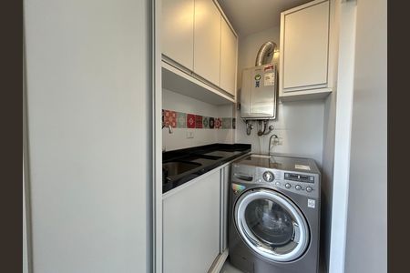 Casa de condomínio para alugar com 190m², 3 quartos e 3 vagas Casa de condomínio para alugar com 190m², 3 quartos e 3 vagasÁrea de Serviço