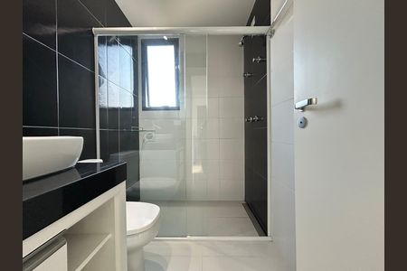Casa de condomínio para alugar com 190m², 3 quartos e 3 vagas Casa de condomínio para alugar com 190m², 3 quartos e 3 vagasBanheiro