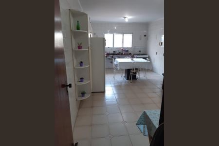 Foto 02 de casa à venda com 3 quartos, 220m² em Jardim Odete, São Paulo