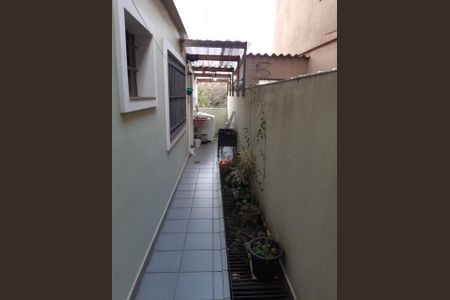 Foto 16 de casa à venda com 3 quartos, 220m² em Jardim Odete, São Paulo