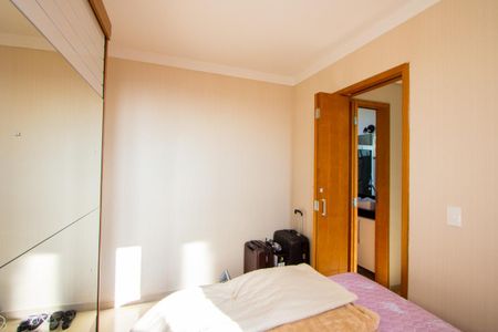 Apartamento à venda com 55m², 2 quartos e 1 vaga Apartamento à venda com 55m², 2 quartos e 1 vagaQuarto 1