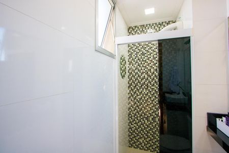 Apartamento à venda com 55m², 2 quartos e 1 vaga Apartamento à venda com 55m², 2 quartos e 1 vagaBanheiro
