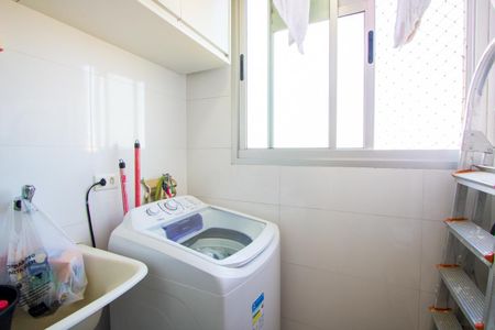 Apartamento à venda com 55m², 2 quartos e 1 vaga Apartamento à venda com 55m², 2 quartos e 1 vagaÁrea de serviço