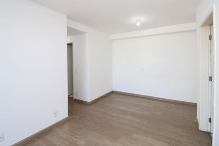 Sala  de apartamento para alugar com 3 quartos, 74m² em Jardim Wanda, Taboão da Serra