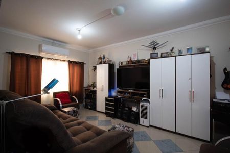 Casa à venda com 5 quartos, 200m² em Jardim Olympia, São Paulo