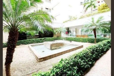 Apartamento à venda com 3 quartos, 96m² em Moema, São Paulo