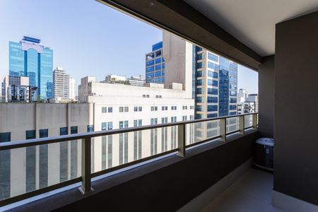 Varanda de kitnet/studio à venda com 1 quarto, 28m² em Indianópolis, São Paulo