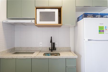 Cozinha de kitnet/studio à venda com 1 quarto, 28m² em Indianópolis, São Paulo