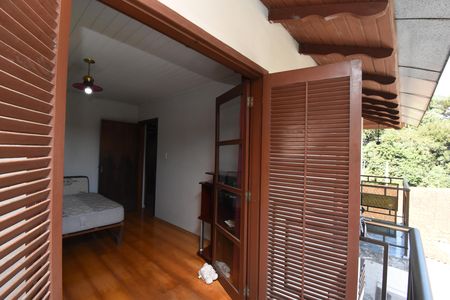 Casa à venda com 242m², 3 quartos e 2 vagasSacada do Quarto 2
