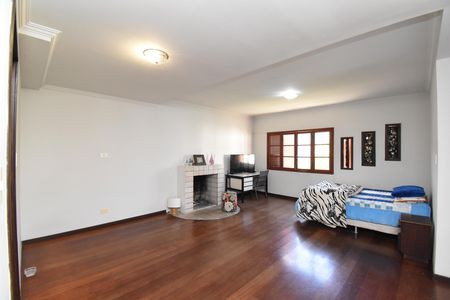 Sala de casa à venda com 3 quartos, 242m² em Pilarzinho, Curitiba