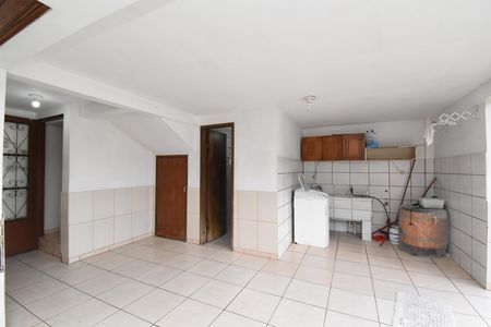 Casa à venda com 242m², 3 quartos e 2 vagasÁrea de Serviço