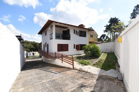 Casa à venda com 242m², 3 quartos e 2 vagasÁrea externa