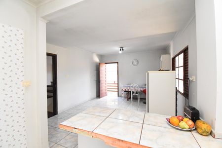 Casa à venda com 242m², 3 quartos e 2 vagasCozinha e Sala de jantar
