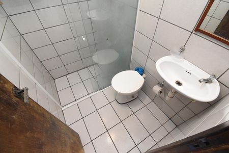 Casa à venda com 242m², 3 quartos e 2 vagasBanheiro da Área de Serviço