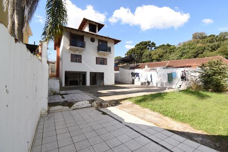 Casa à venda com 242m², 3 quartos e 2 vagasÁrea externa
