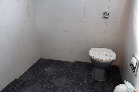 Casa para alugar com 190m², 3 quartos e 1 vaga Casa para alugar com 190m², 3 quartos e 1 vagaBanheiro da Suíte