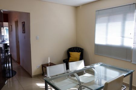 Casa para alugar com 190m², 3 quartos e 1 vaga Casa para alugar com 190m², 3 quartos e 1 vagaQuarto 2