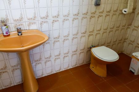 Casa para alugar com 190m², 3 quartos e 1 vaga Casa para alugar com 190m², 3 quartos e 1 vagaBanheiro