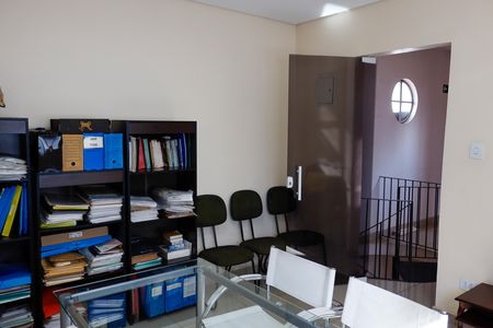 Casa para alugar com 190m², 3 quartos e 1 vaga Casa para alugar com 190m², 3 quartos e 1 vagaQuarto 2
