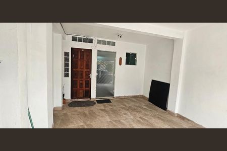 Casa para alugar com 80m², 1 quarto e sem vagaÁrea externa