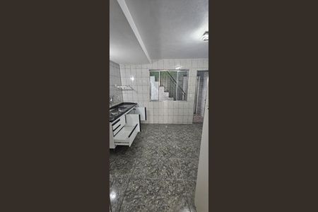 Cozinha de casa para alugar com 1 quarto, 80m² em Conjunto Residencial Sitio Oratorio, São Paulo