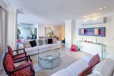Apartamento à venda com 200m², 3 quartos e 2 vagas