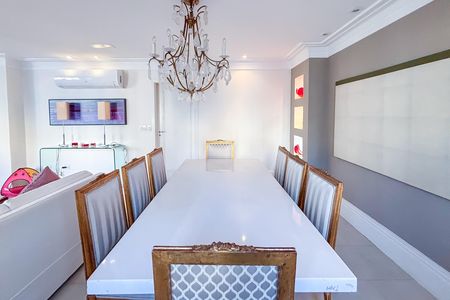 Apartamento à venda com 200m², 3 quartos e 2 vagas