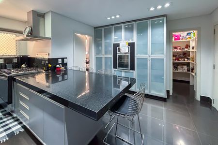 Apartamento à venda com 200m², 3 quartos e 2 vagas