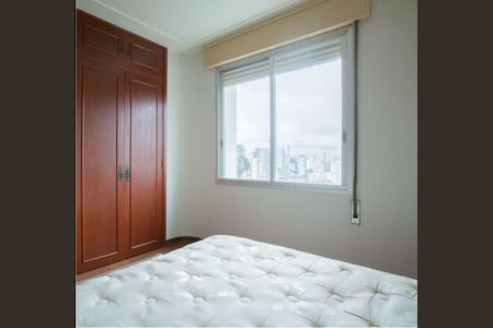 Apartamento à venda com 107m², 3 quartos e 1 vaga