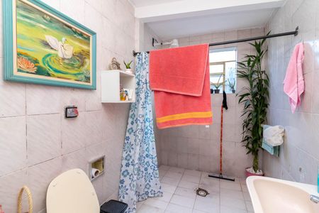 Banheiro da Casa 1 de apartamento à venda com 8 quartos, 388m² em Jardim Santa Cruz, São Paulo