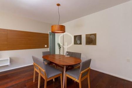Apartamento para alugar com 3 quartos, 164m² em Leblon, Rio de Janeiro