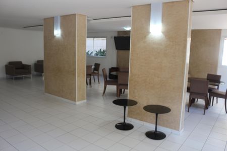 Apartamento para alugar com 69m², 2 quartos e 2 vagasÁrea comum - Salão de festas