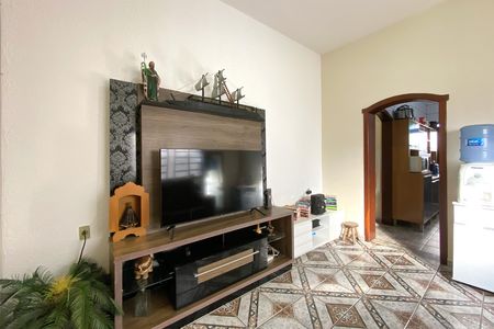 Casa à venda com 545m², 5 quartos e 4 vagas Casa à venda com 545m², 5 quartos e 4 vagasCasa 2 - Sala de Estar