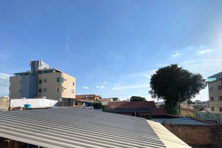 Casa à venda com 545m², 5 quartos e 4 vagas Casa à venda com 545m², 5 quartos e 4 vagasVista Quarto 1