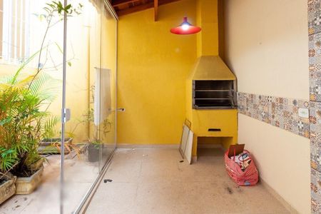 Casa à venda com 3 quartos, 140m² em Vila Gomes, São Paulo