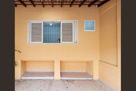 Casa à venda com 3 quartos, 140m² em Vila Gomes, São Paulo