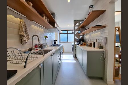 Apartamento à venda com 67m², 2 quartos e 1 vaga Apartamento à venda com 67m², 2 quartos e 1 vagaCozinha