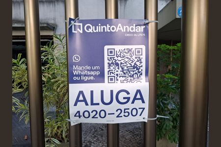 Apartamento à venda com 67m², 2 quartos e 1 vaga Apartamento à venda com 67m², 2 quartos e 1 vagaPlaca