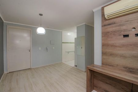 Sala de apartamento para alugar com 2 quartos, 47m² em Sarandi, Porto Alegre