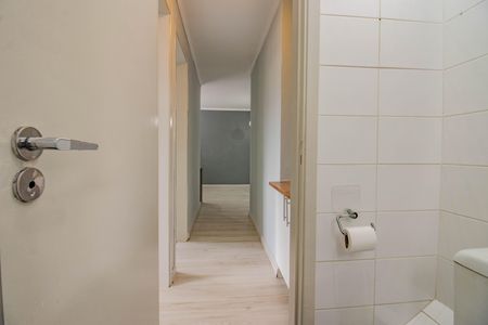 Apartamento para alugar com 47m², 2 quartos e 1 vaga Apartamento para alugar com 47m², 2 quartos e 1 vagaBanheiro