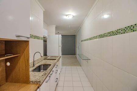 Apartamento para alugar com 47m², 2 quartos e 1 vaga Apartamento para alugar com 47m², 2 quartos e 1 vagaCozinha e Área de Serviço