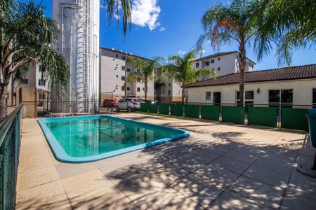 Apartamento para alugar com 47m², 2 quartos e 1 vaga Apartamento para alugar com 47m², 2 quartos e 1 vagaÁrea comum - Piscina